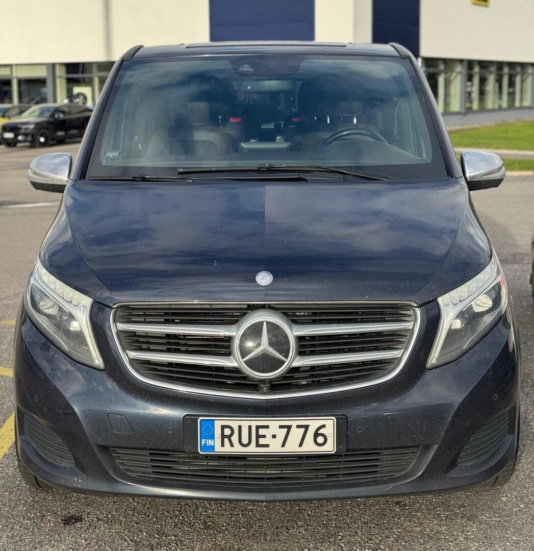 MERCEDES-BENZ V 2015