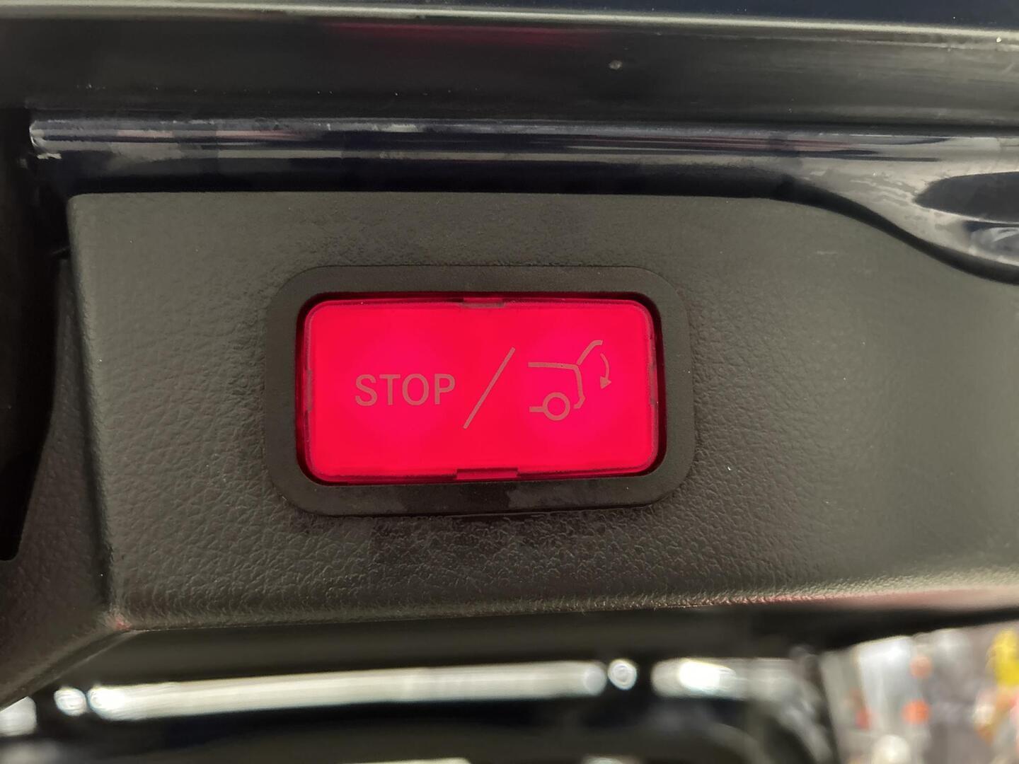 MERCEDES-BENZ V 2015