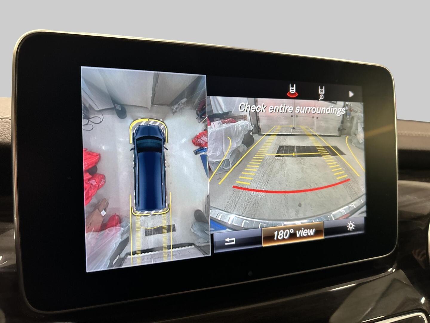 MERCEDES-BENZ V 2015