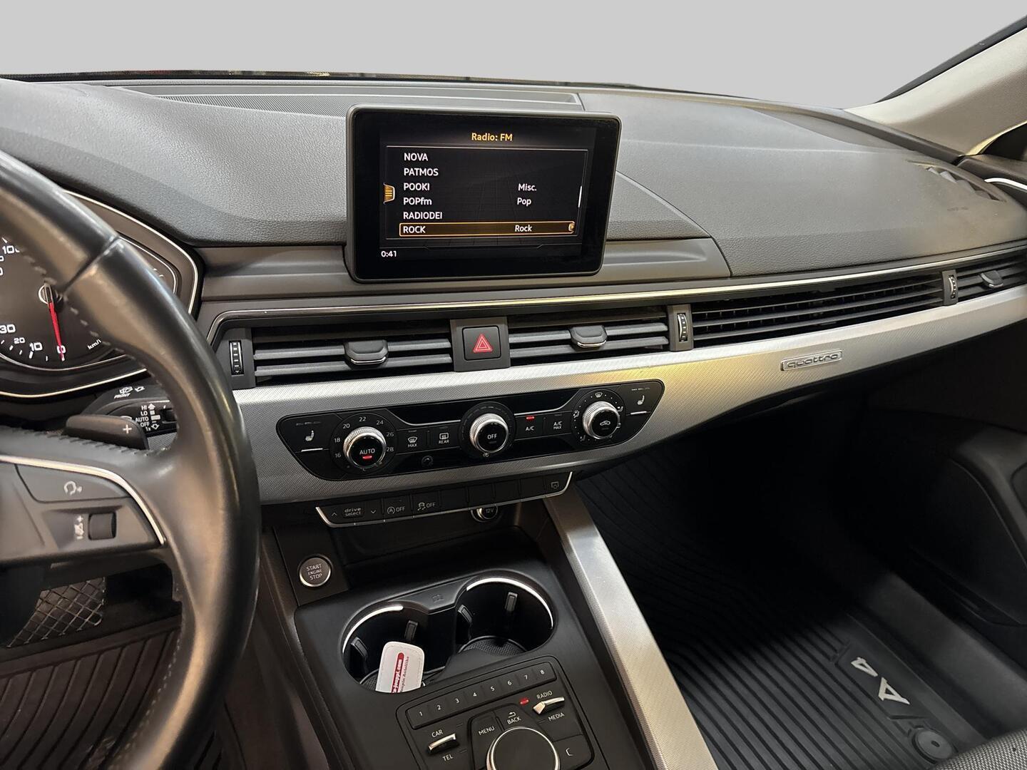 AUDI A4 2017