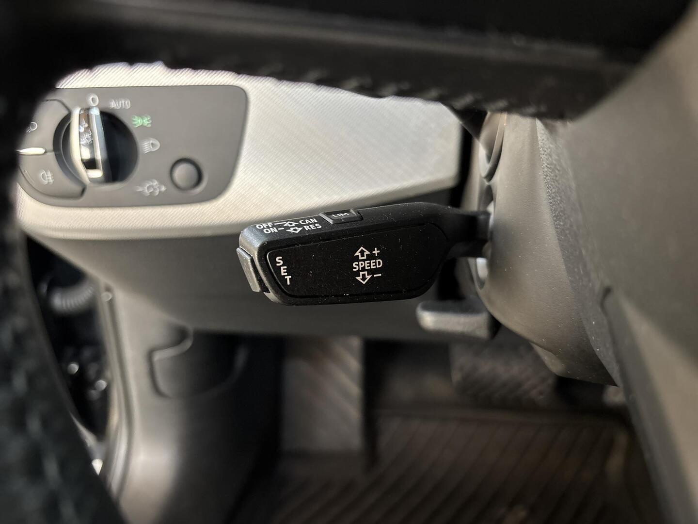 AUDI A4 2017