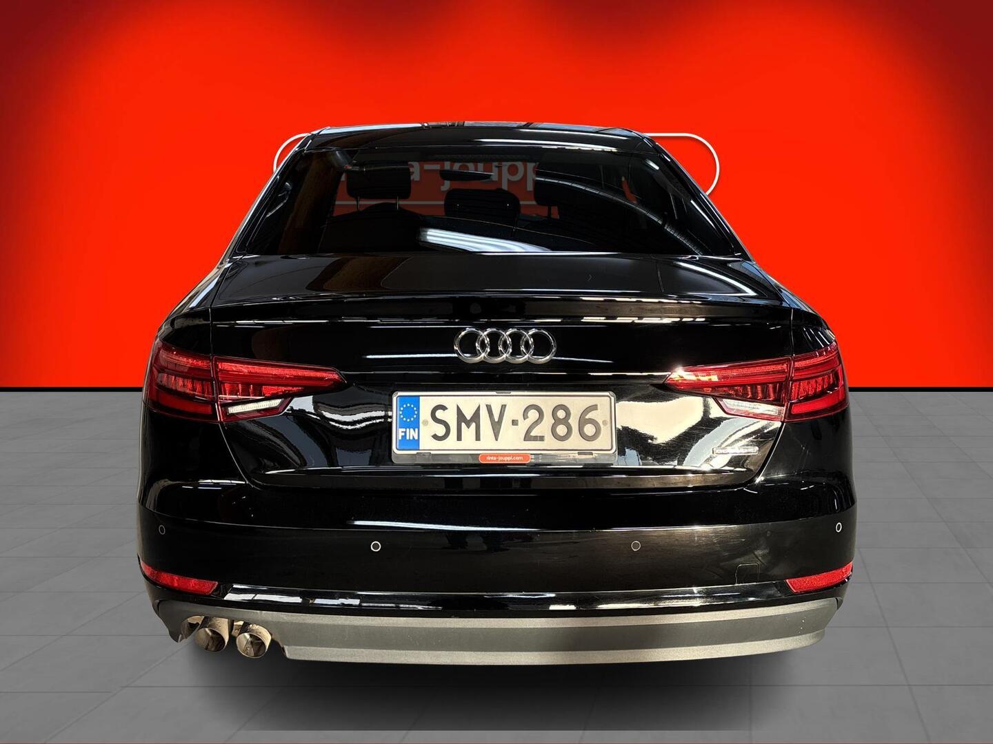 AUDI A4 2017