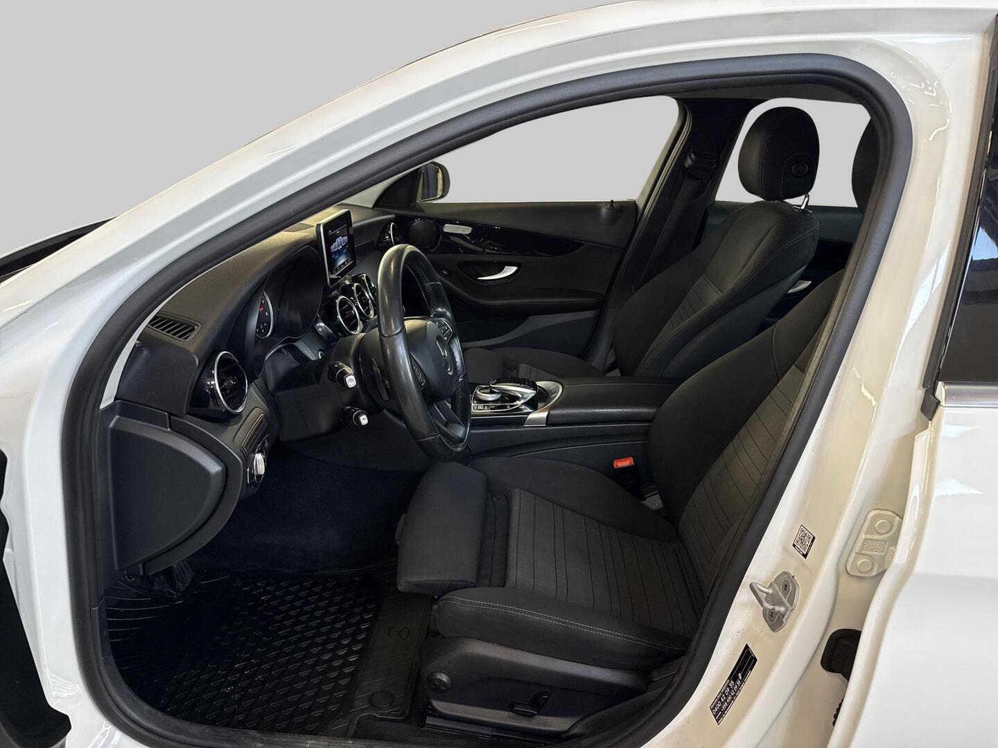 MERCEDES-BENZ C 2015