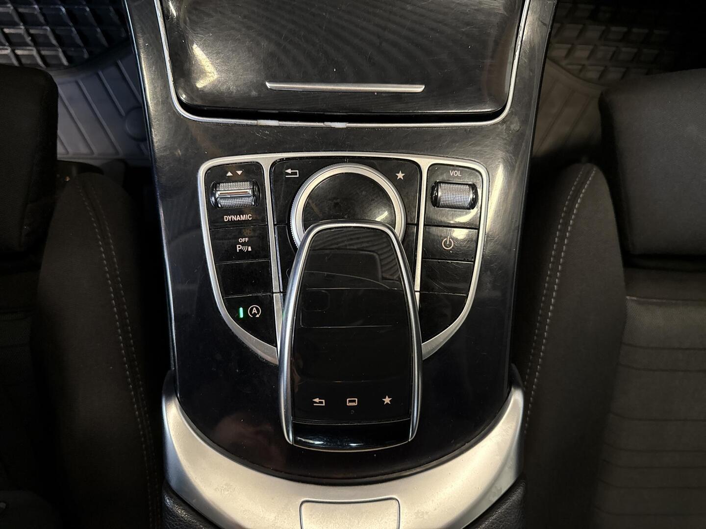MERCEDES-BENZ C 2015