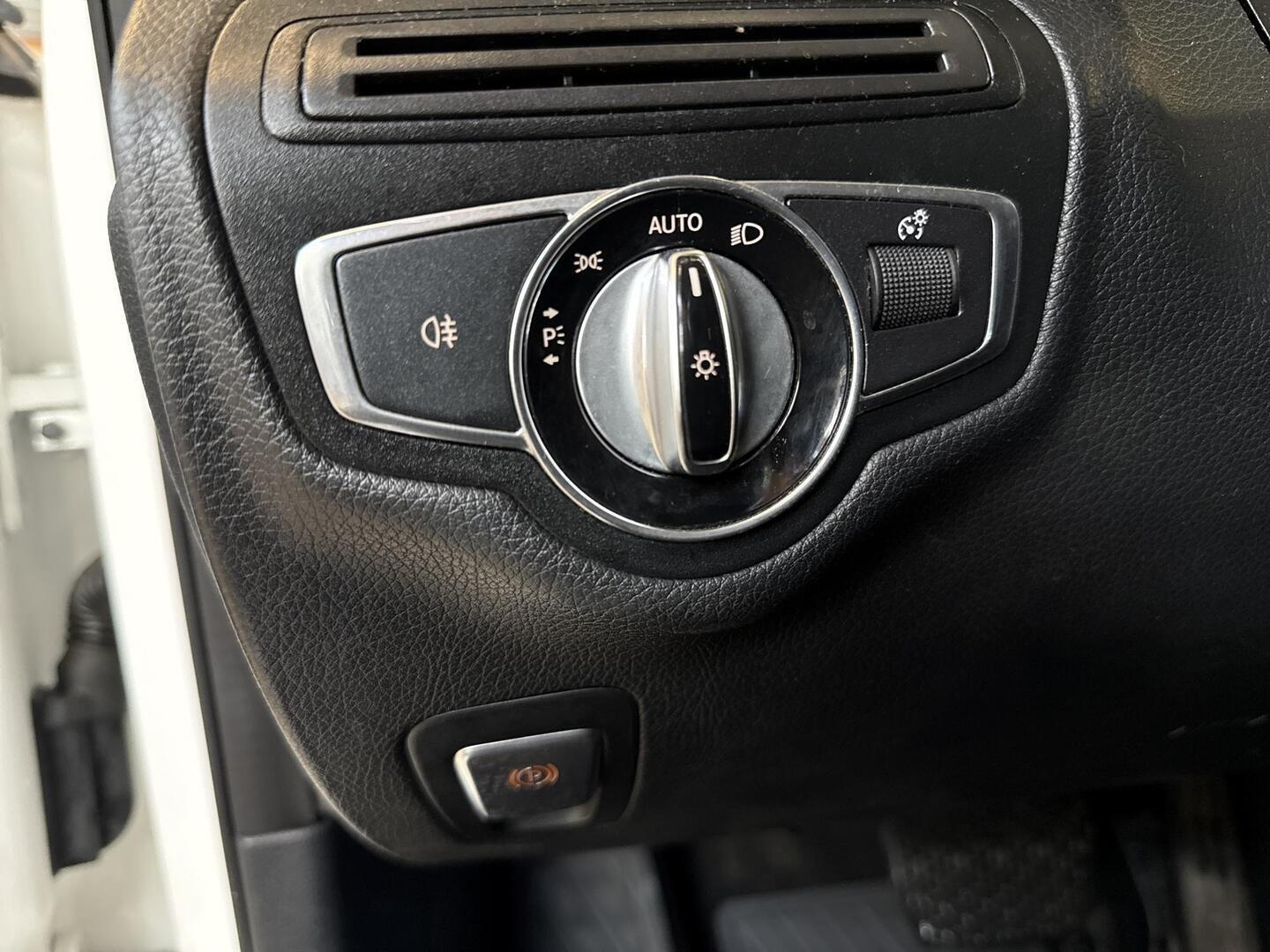 MERCEDES-BENZ C 2015