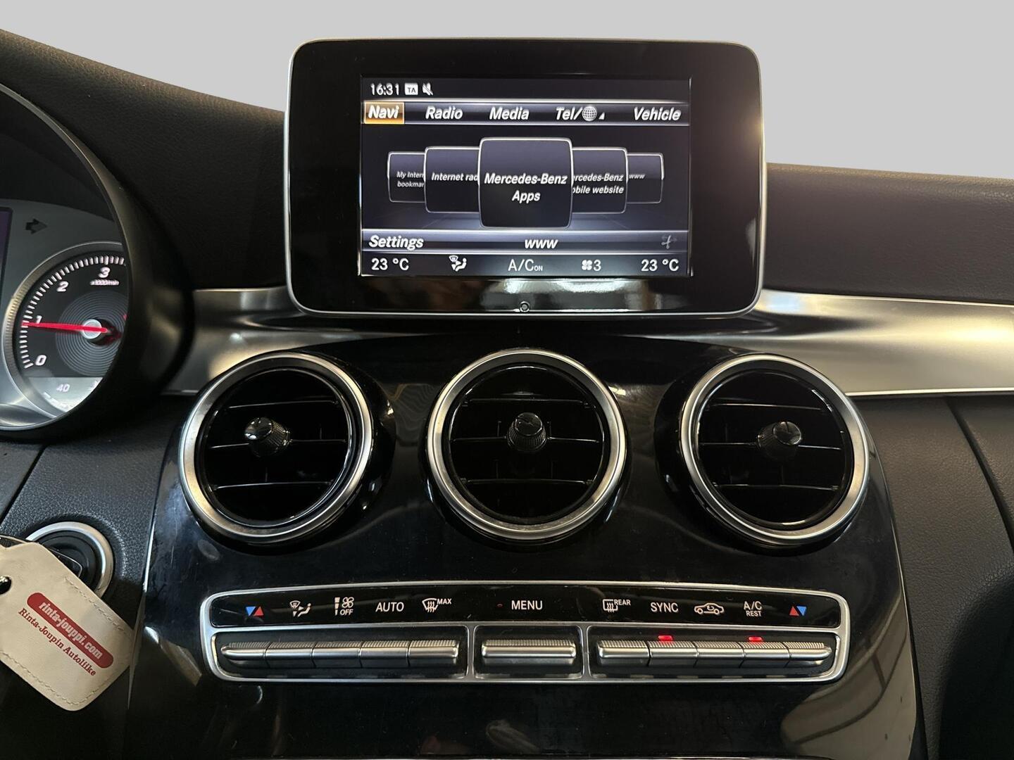MERCEDES-BENZ C 2015