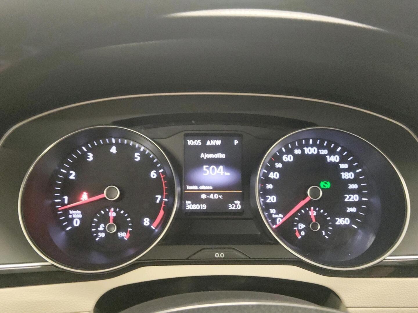 VOLKSWAGEN Passat 2016