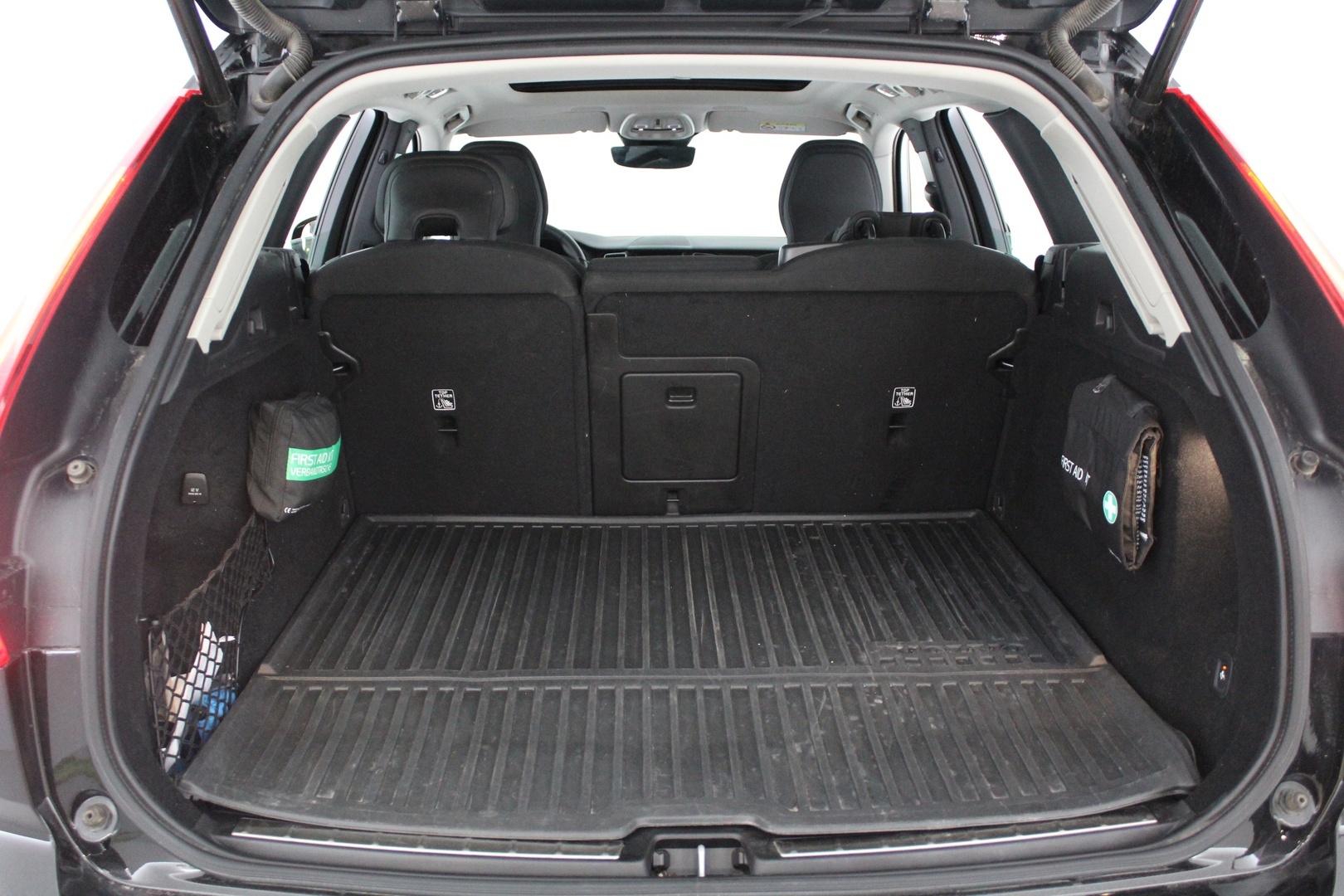 VOLVO XC60 2022