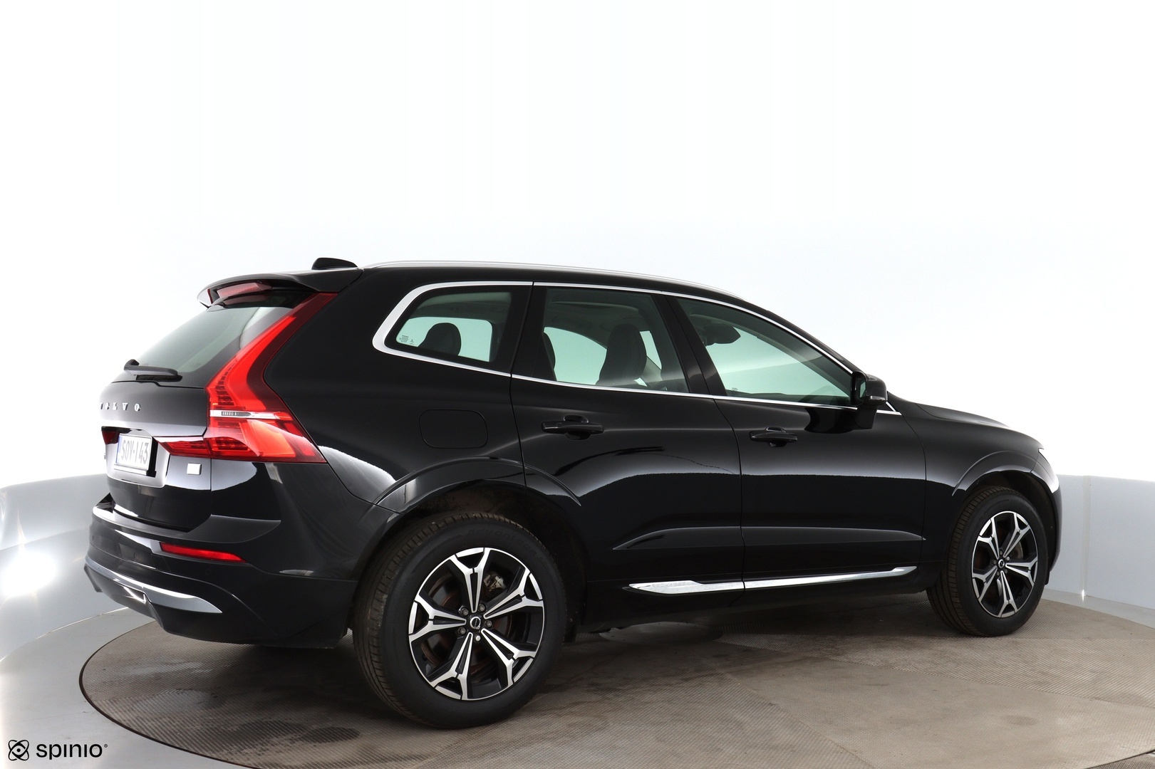 VOLVO XC60 2022