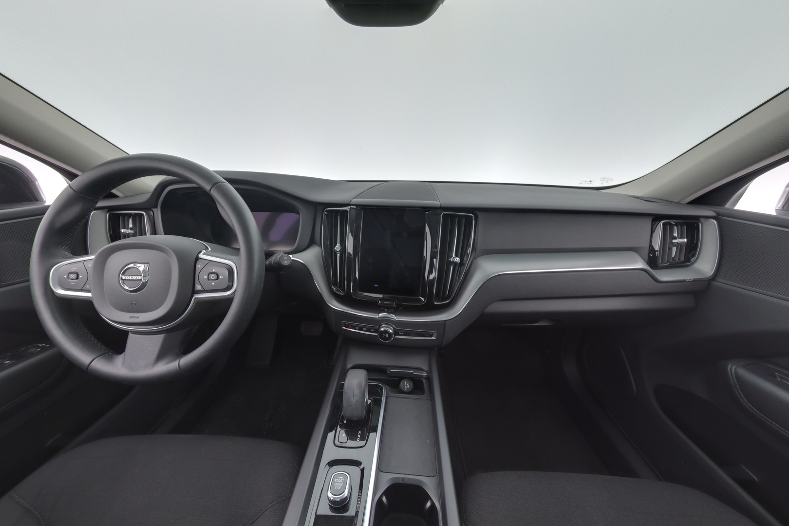 VOLVO XC60 2022
