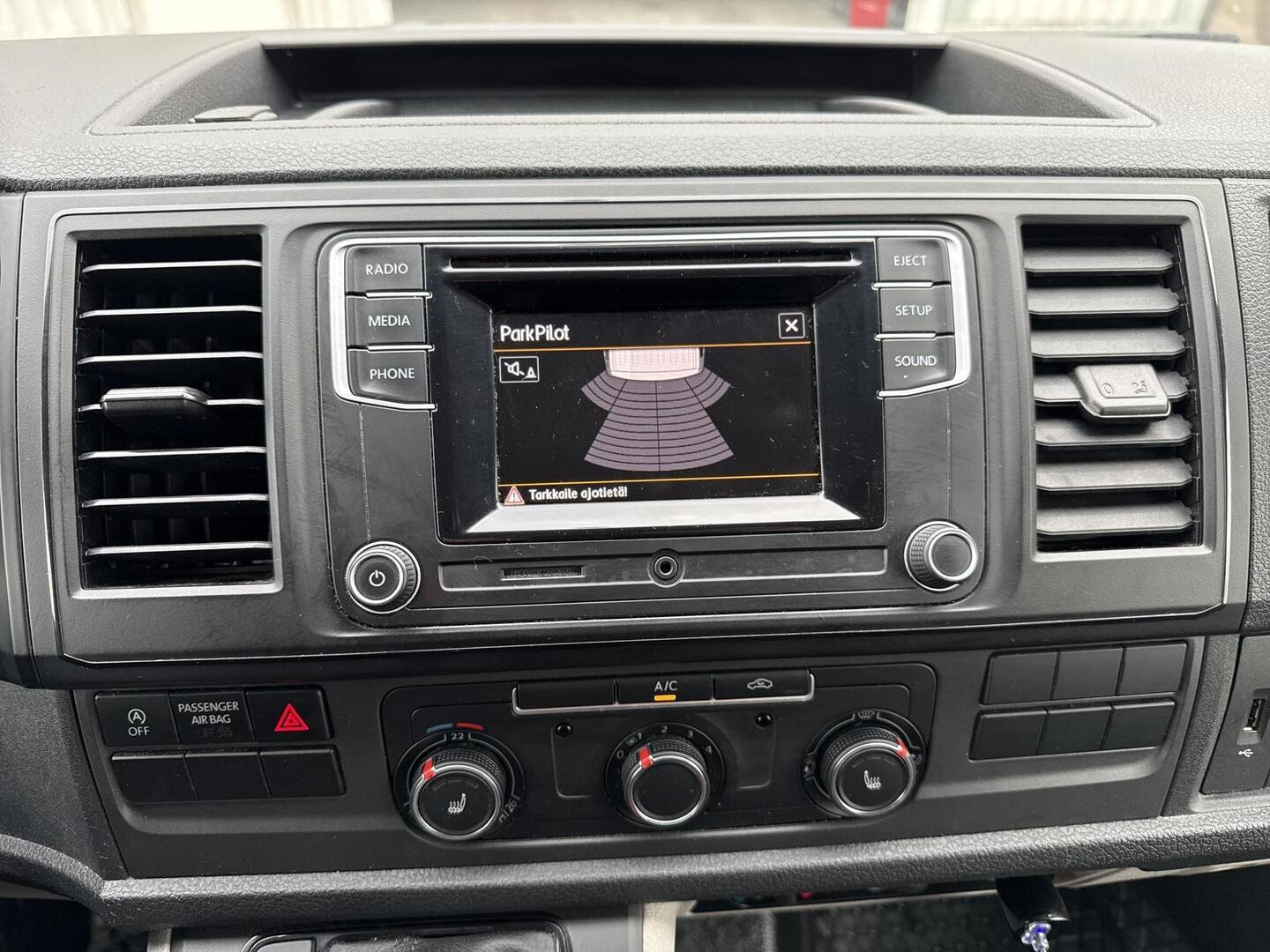 VOLKSWAGEN Transporter 2018