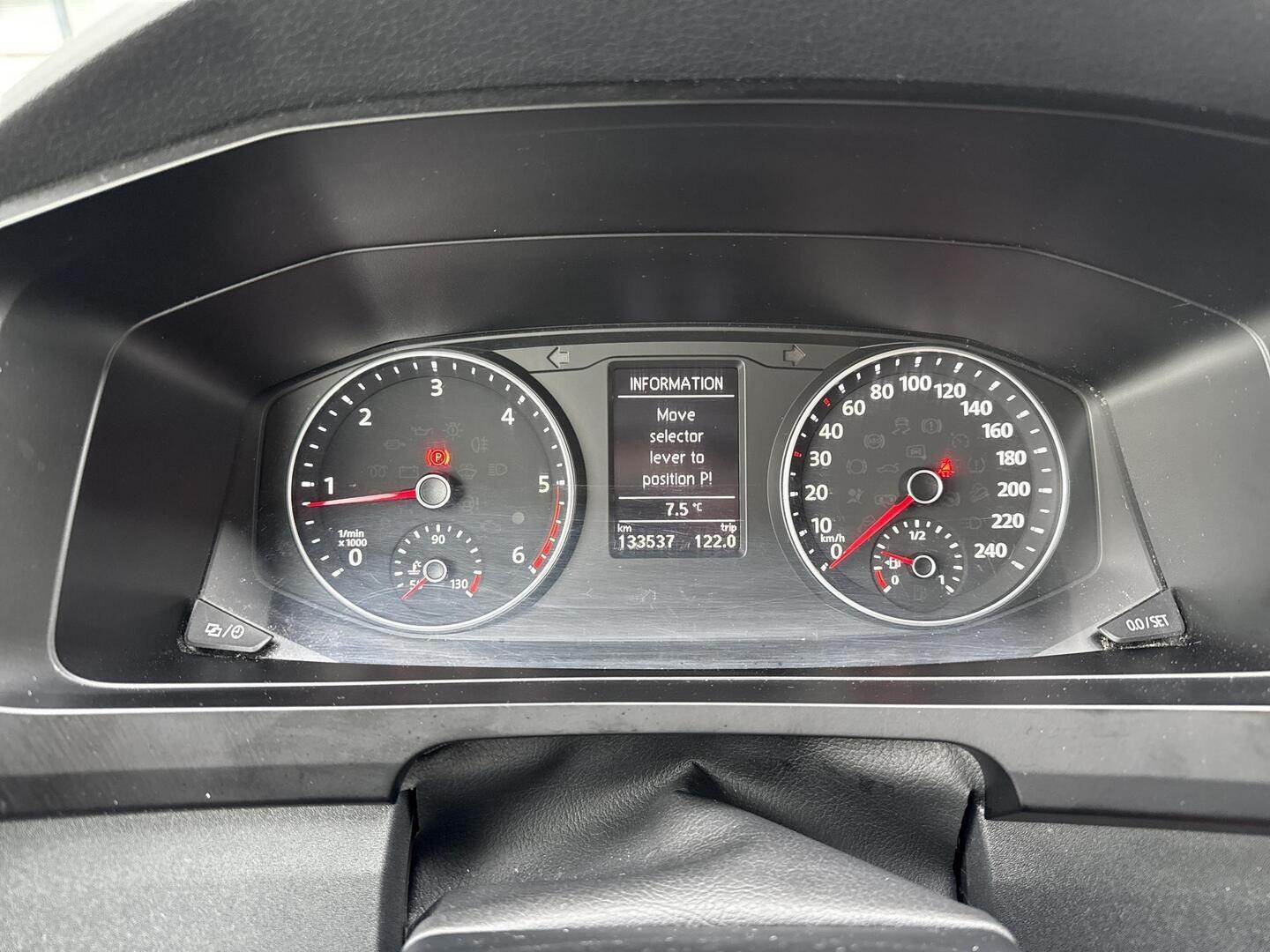 VOLKSWAGEN Transporter 2018