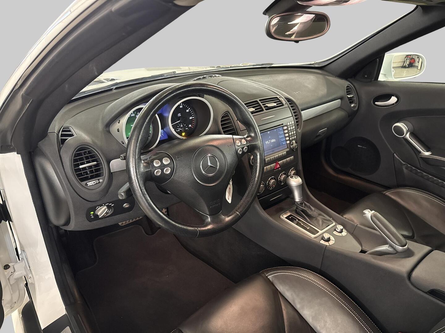 MERCEDES-BENZ SLK 2004