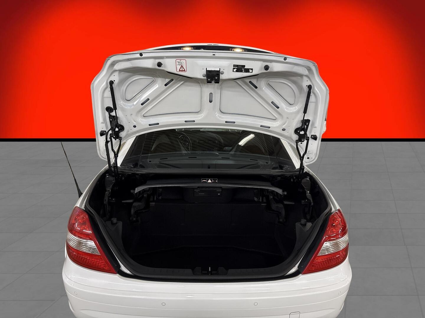 MERCEDES-BENZ SLK 2004