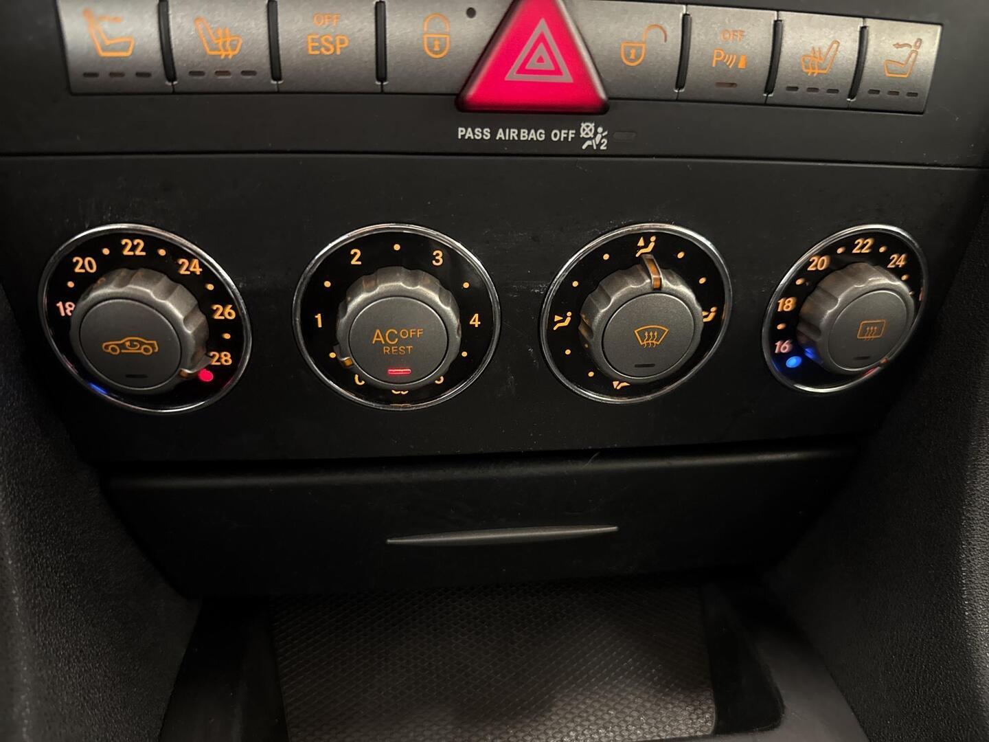MERCEDES-BENZ SLK 2004