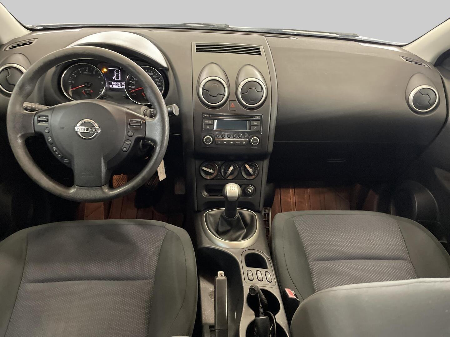 NISSAN Qashqai 2012