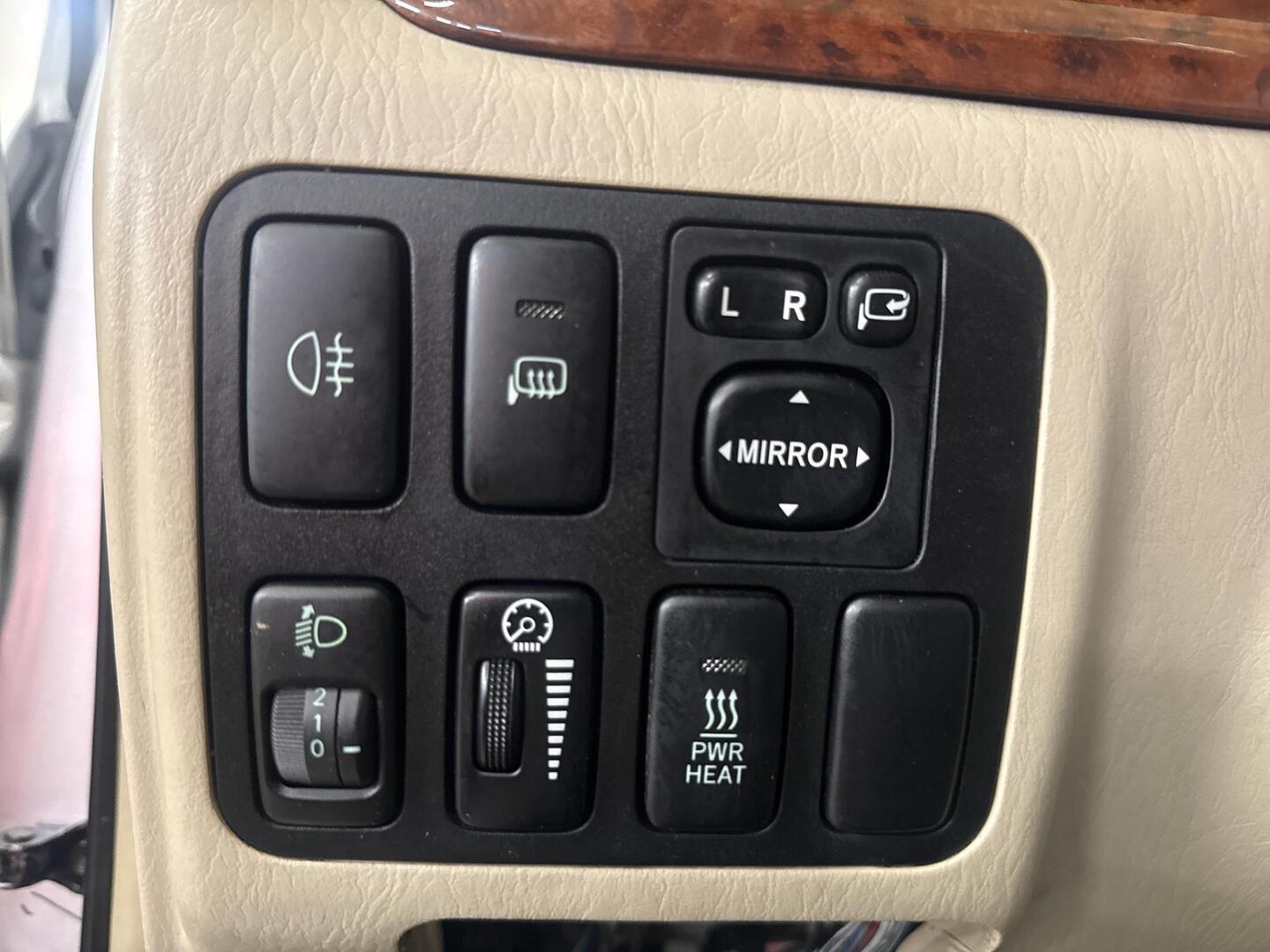 TOYOTA Land Cruiser 2004