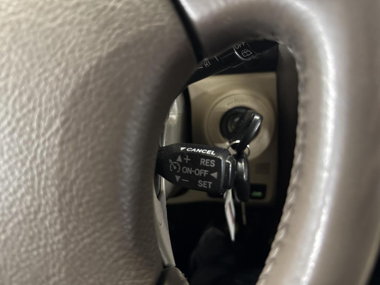 TOYOTA Land Cruiser 2004