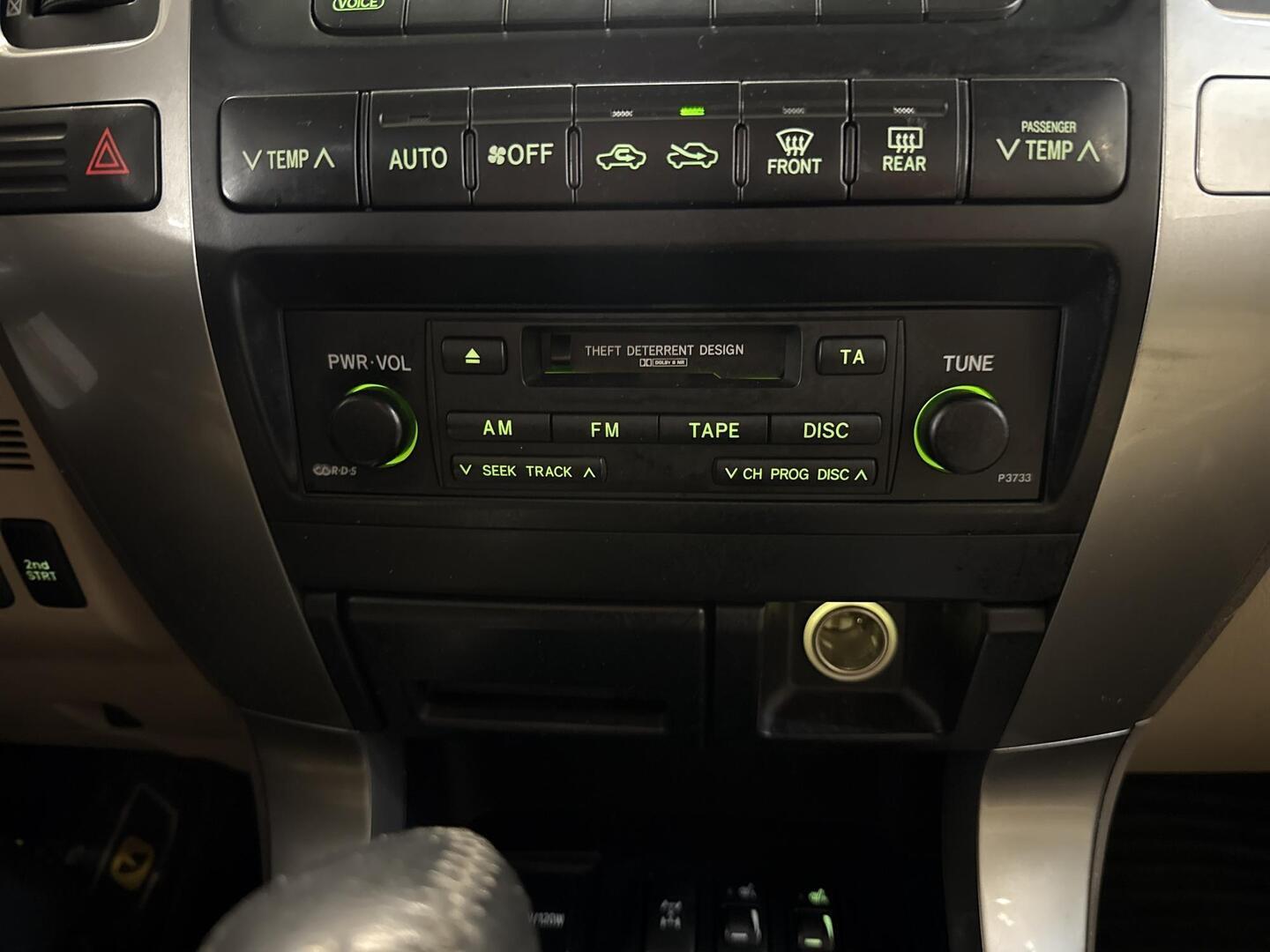 TOYOTA Land Cruiser 2004