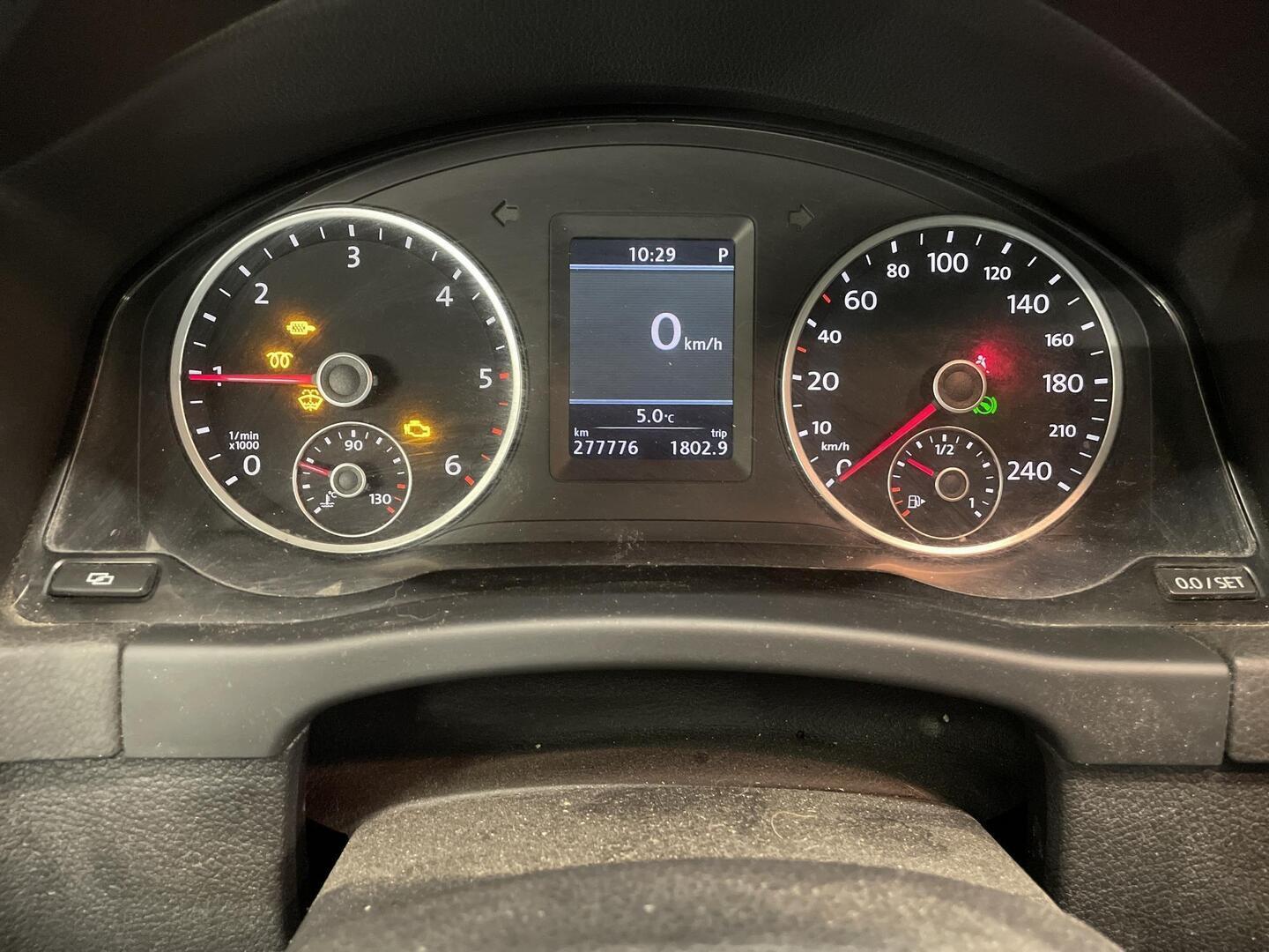 VOLKSWAGEN Tiguan 2012