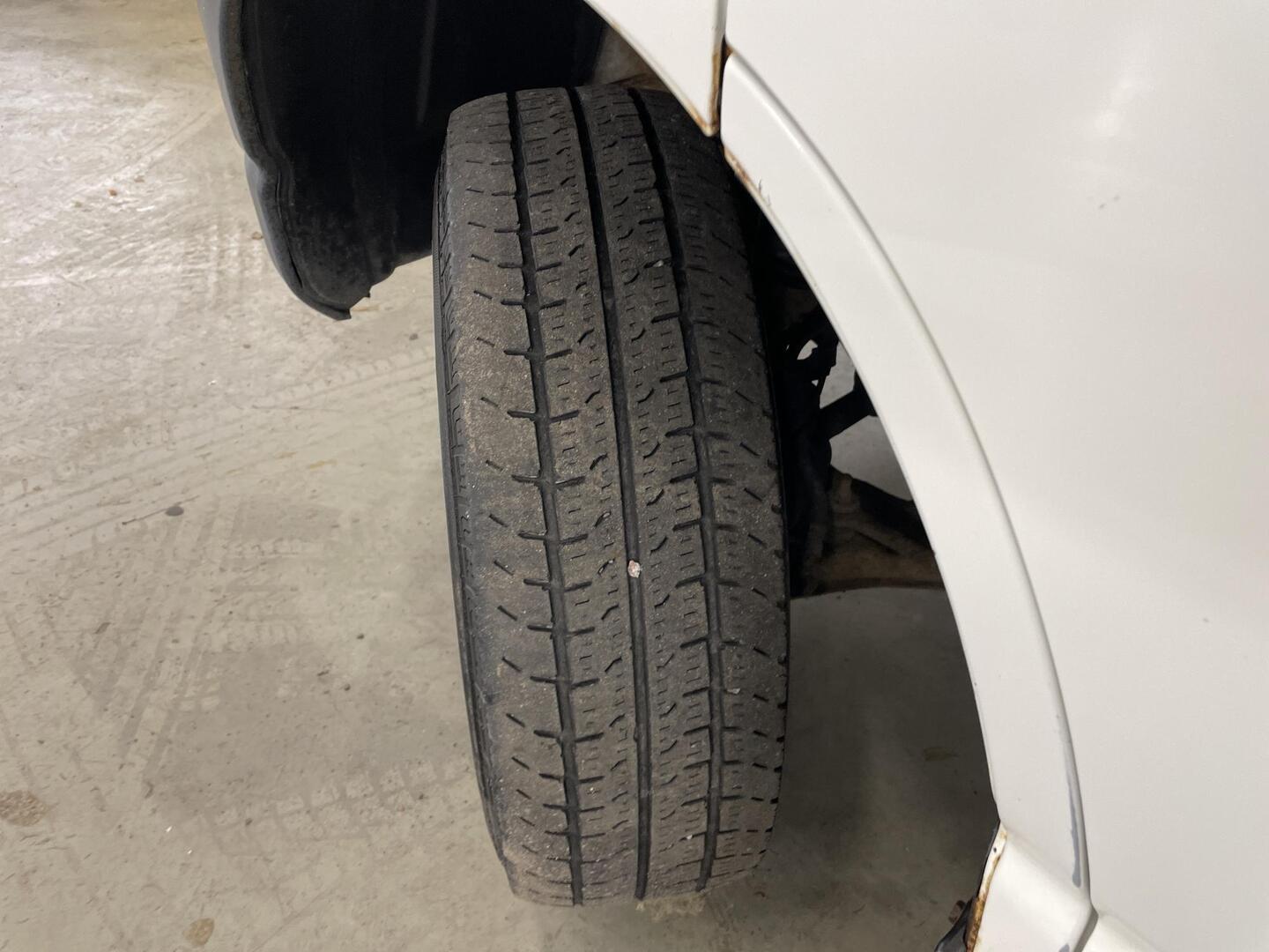TOYOTA Hiace 2004