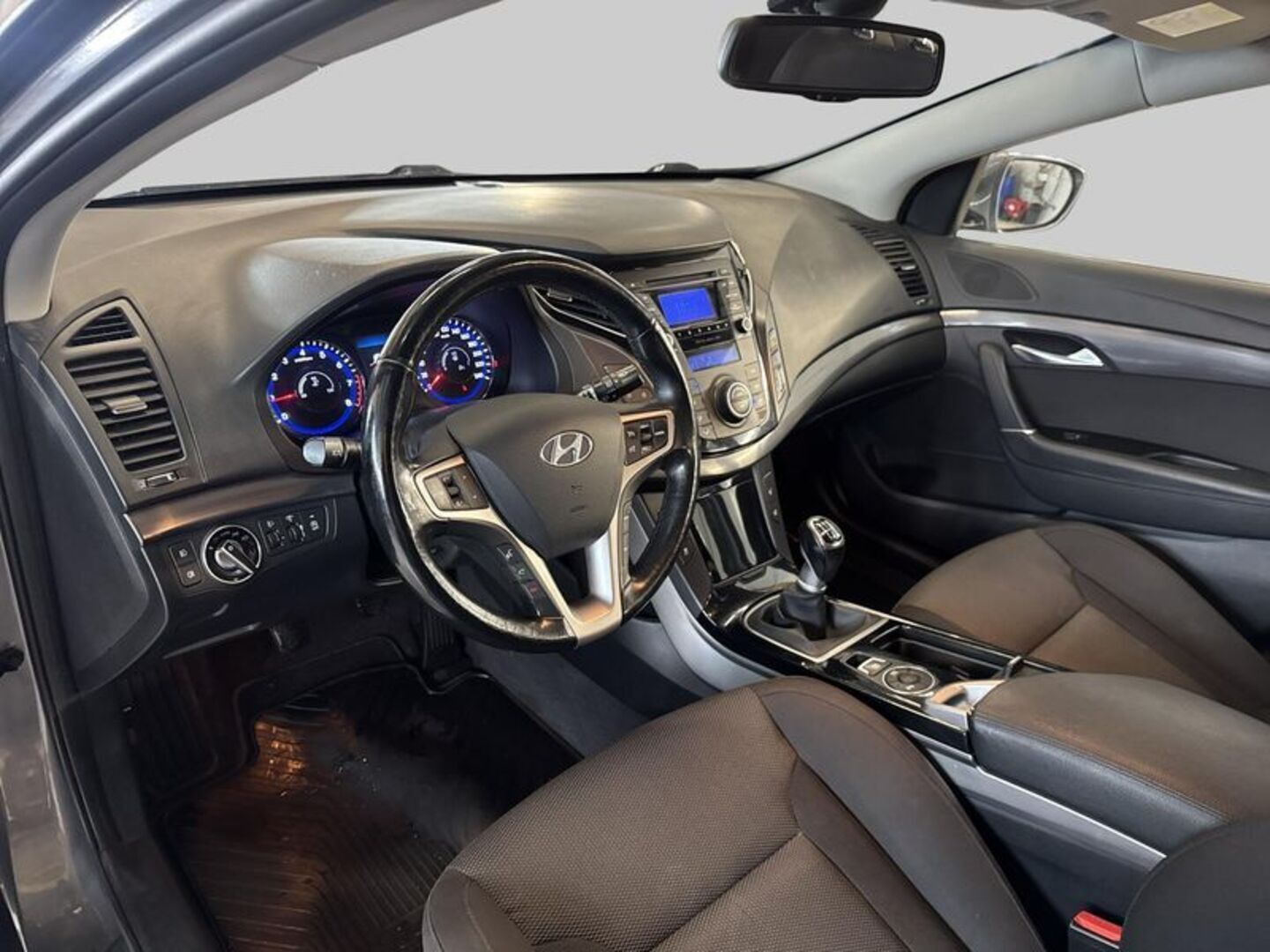 HYUNDAI i40 Wagon 2015