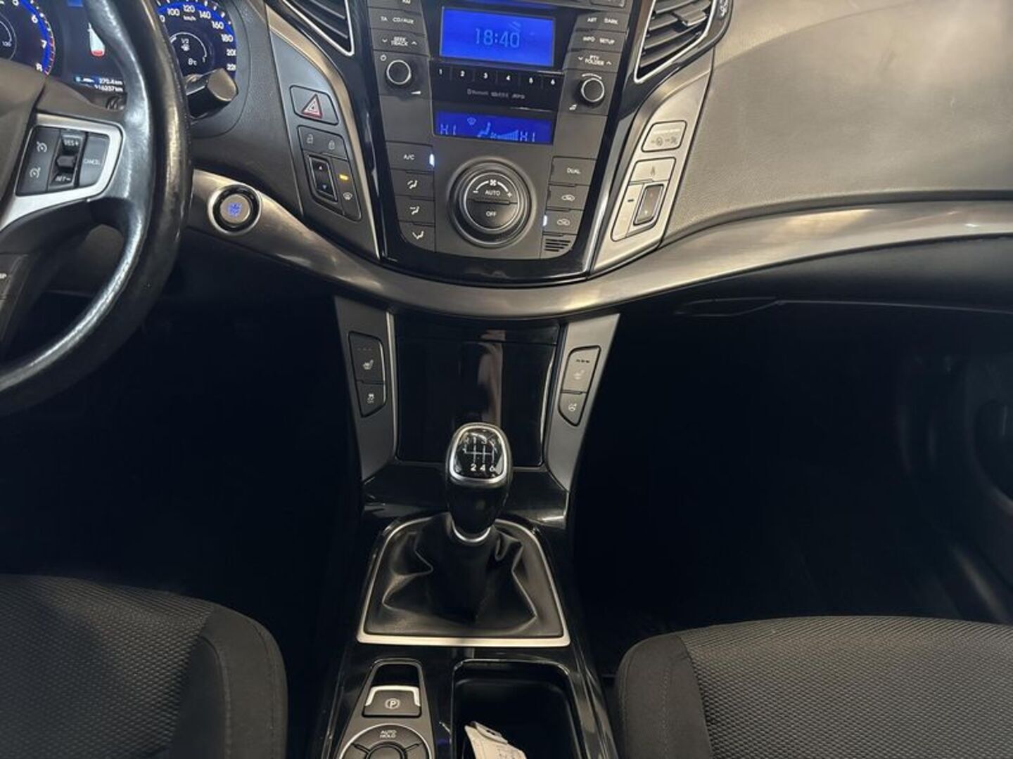 HYUNDAI i40 Wagon 2015