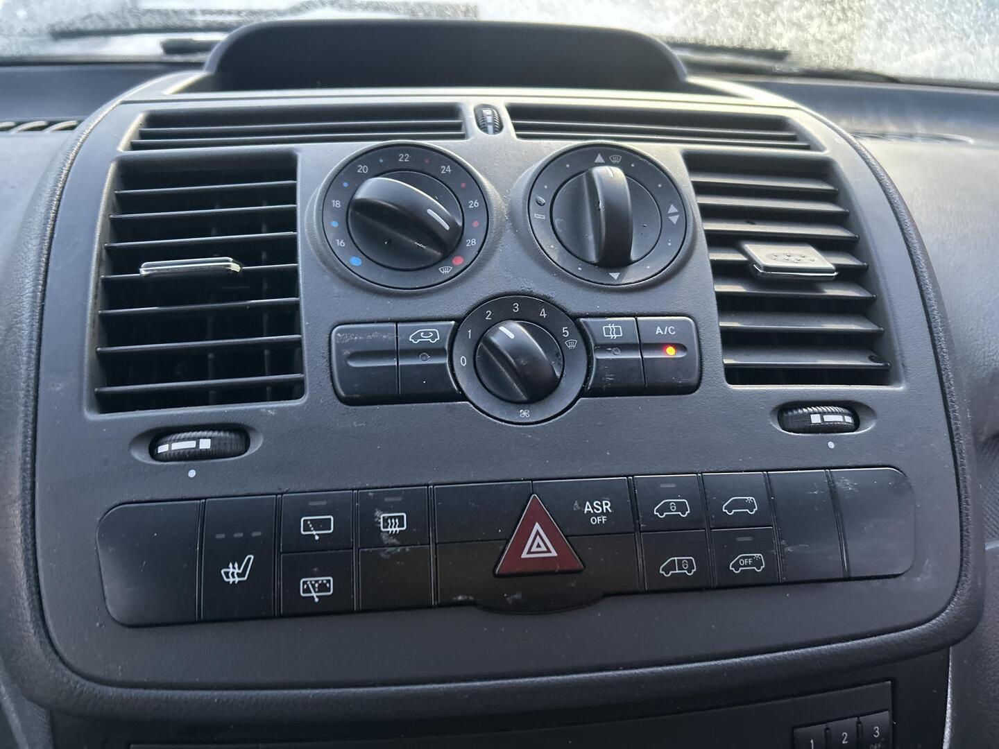 MERCEDES-BENZ Vito 2014