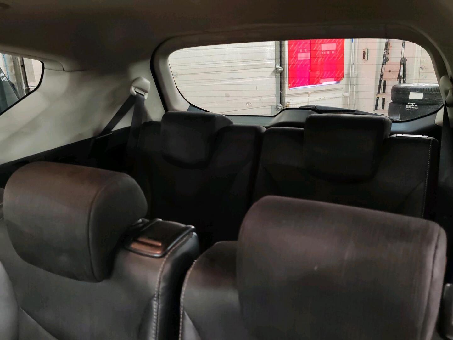 TOYOTA Prius 2017