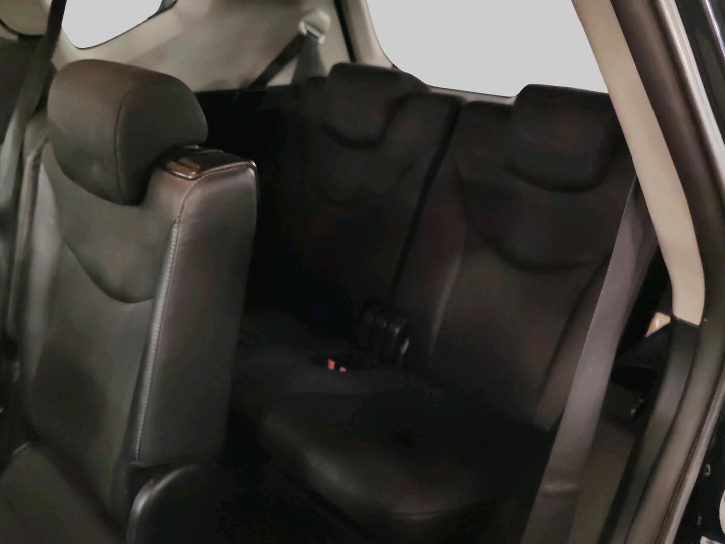 TOYOTA Prius 2017