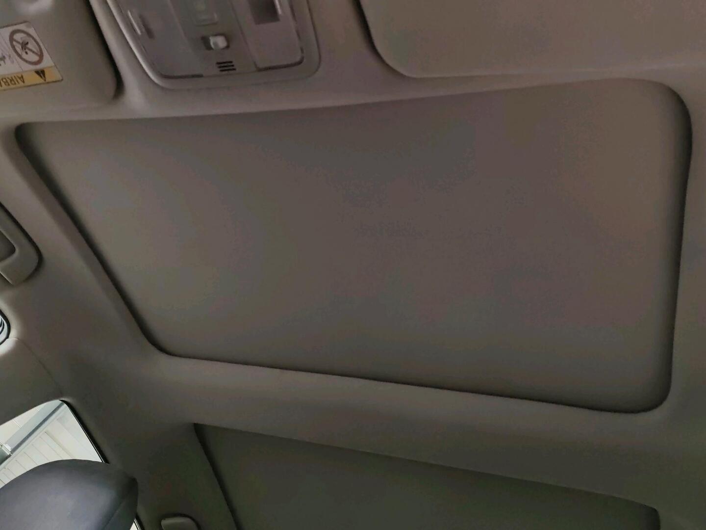 TOYOTA Prius 2017