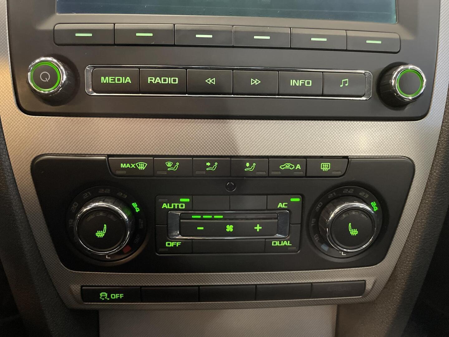 SKODA Octavia 2010