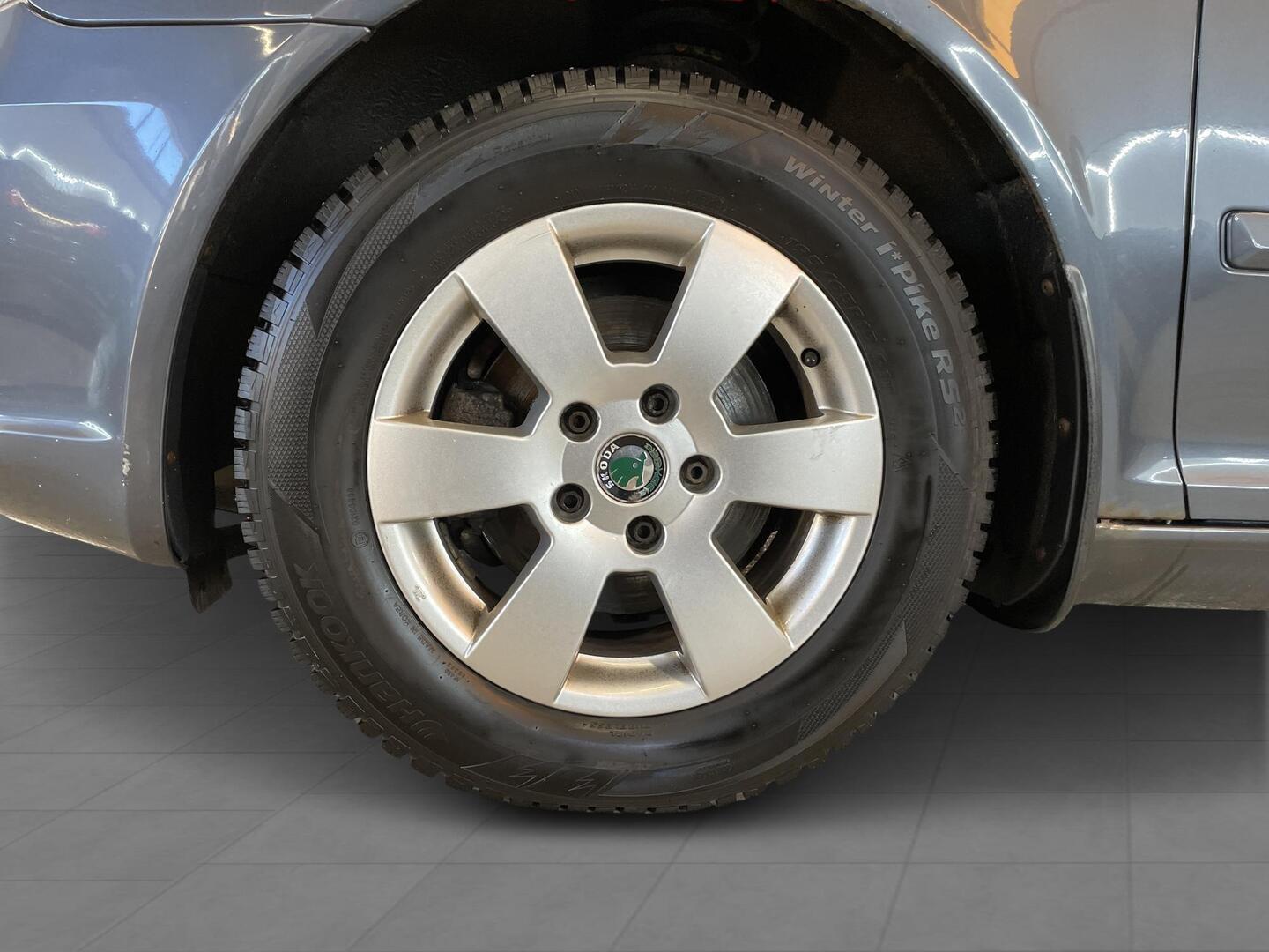 SKODA Octavia 2010