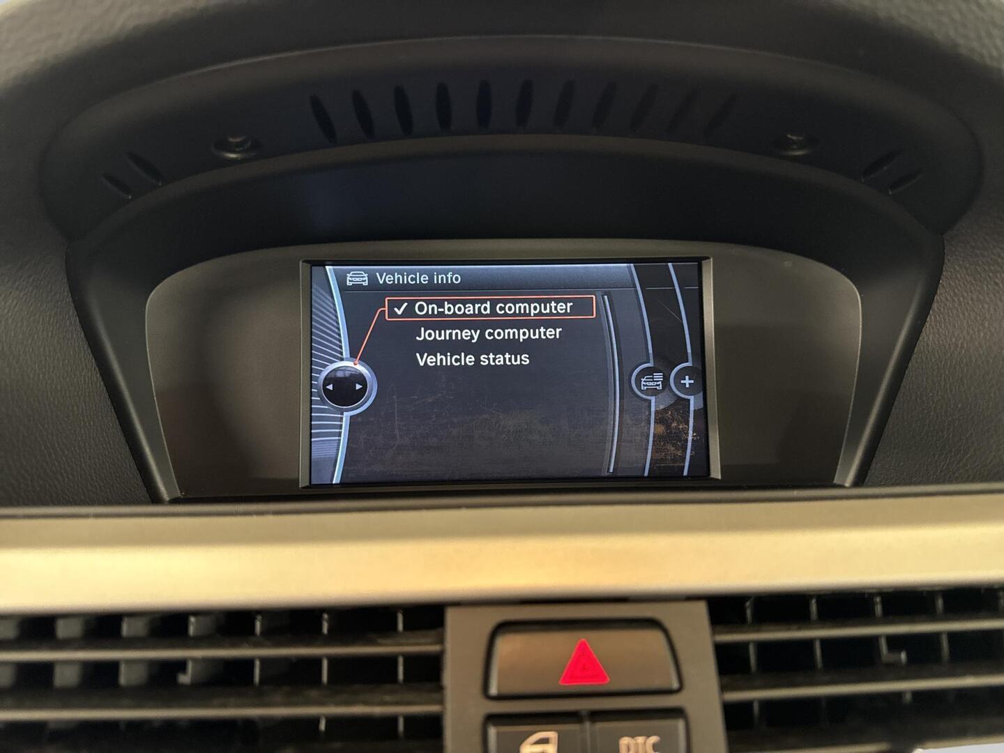 BMW 320 2011