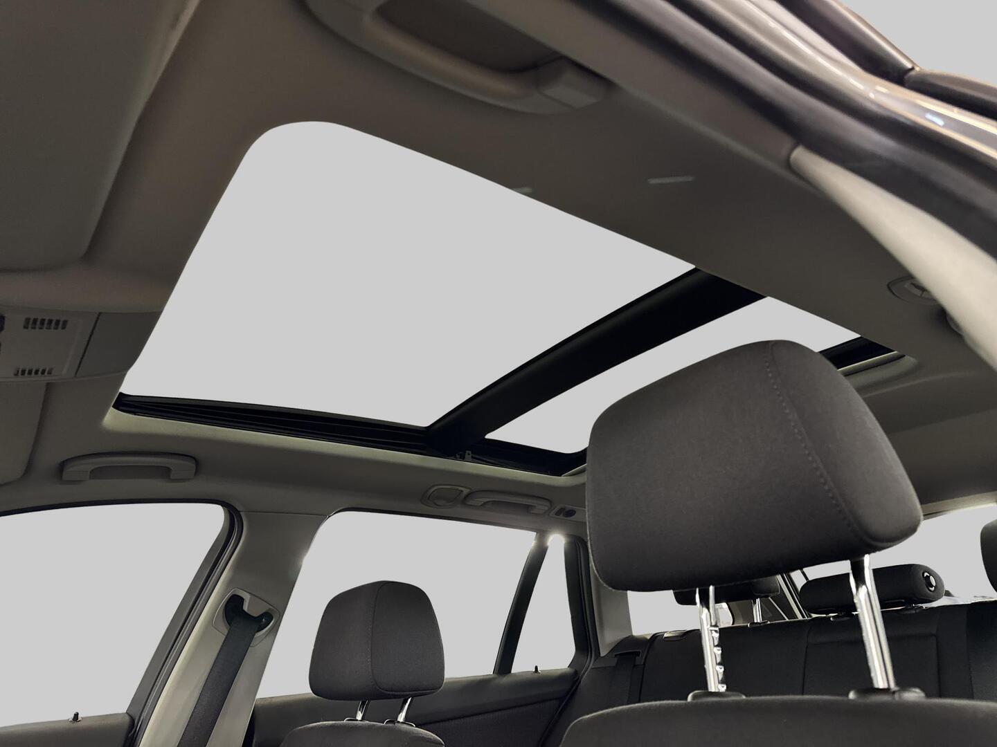 BMW 320 2011
