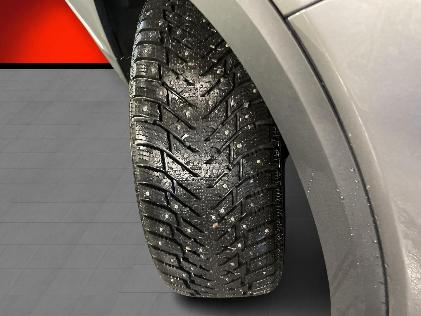 MERCEDES-BENZ EQB 2022