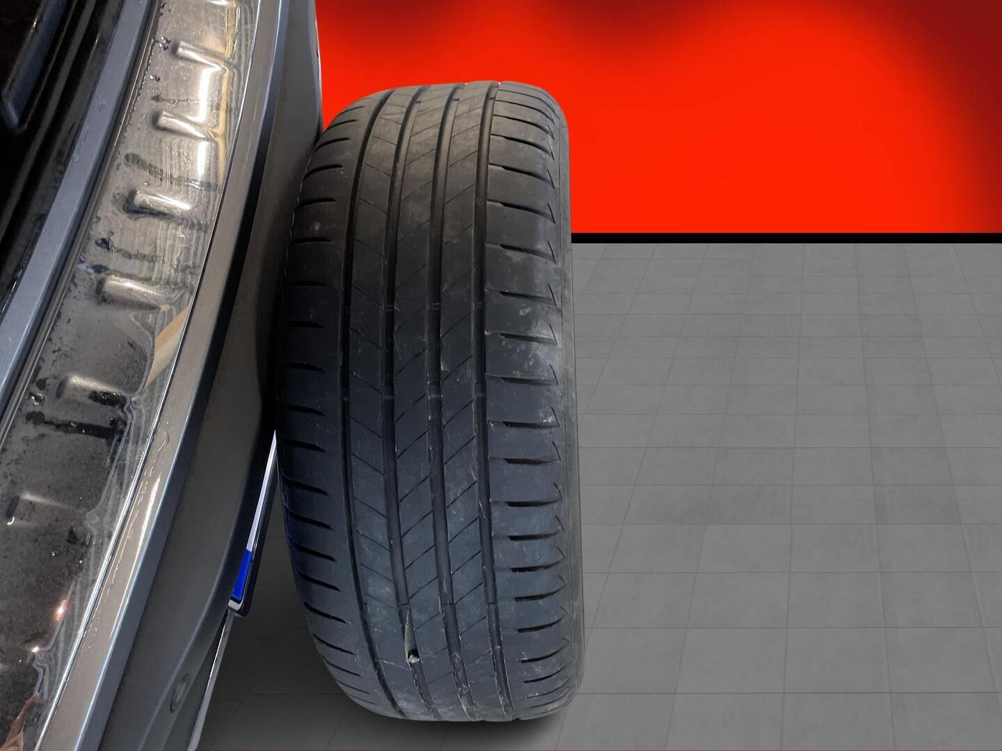 MERCEDES-BENZ EQB 2022