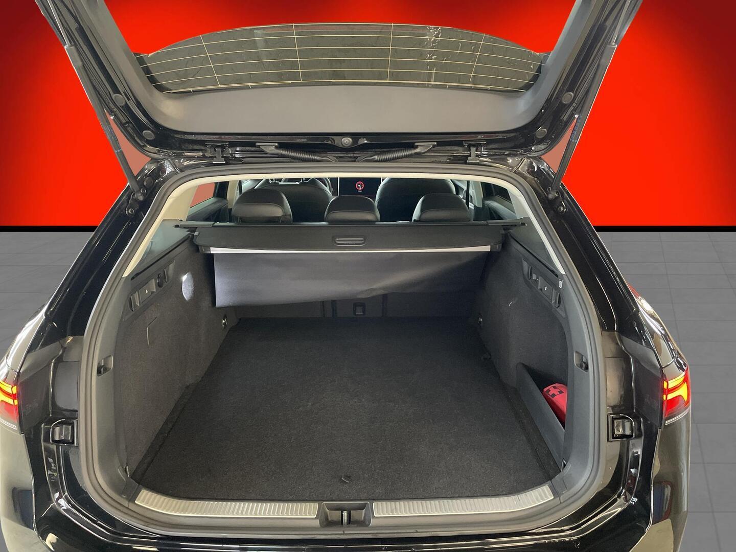 VOLKSWAGEN PASSAT 2025