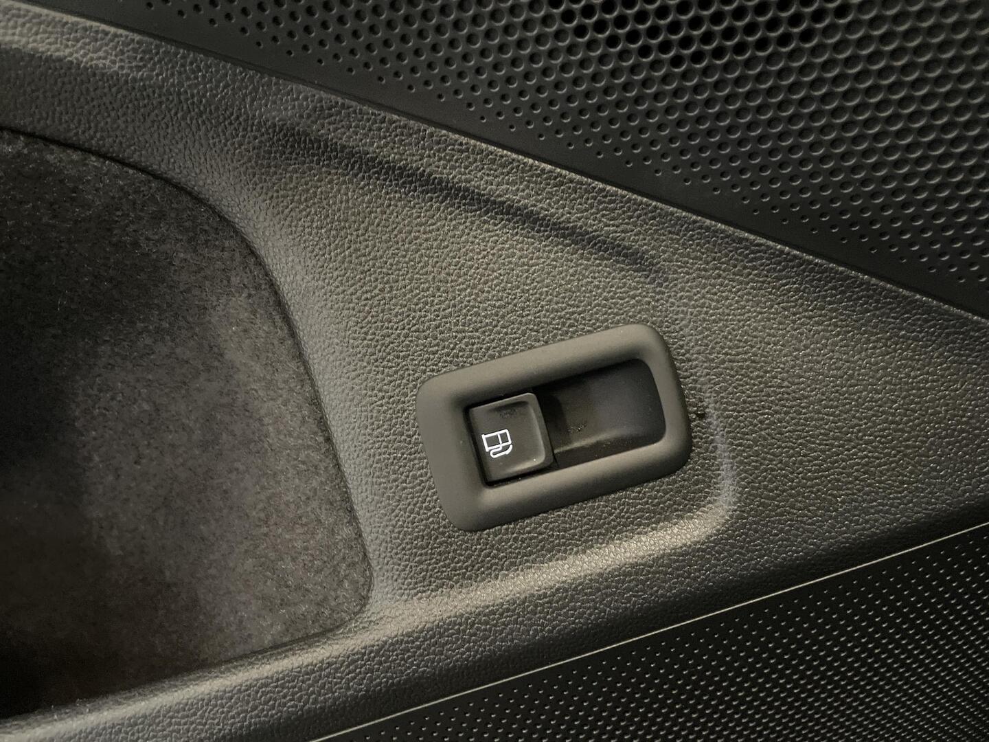 VOLKSWAGEN PASSAT 2025