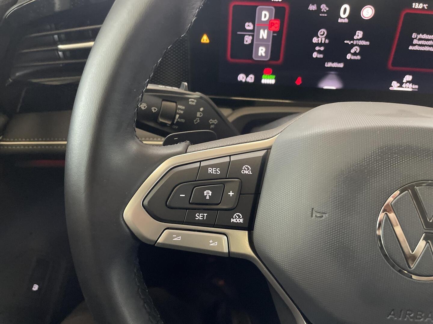 VOLKSWAGEN PASSAT 2025