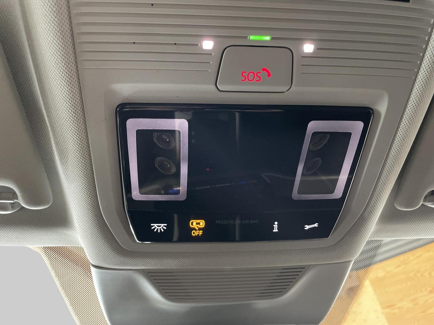 VOLKSWAGEN PASSAT 2025