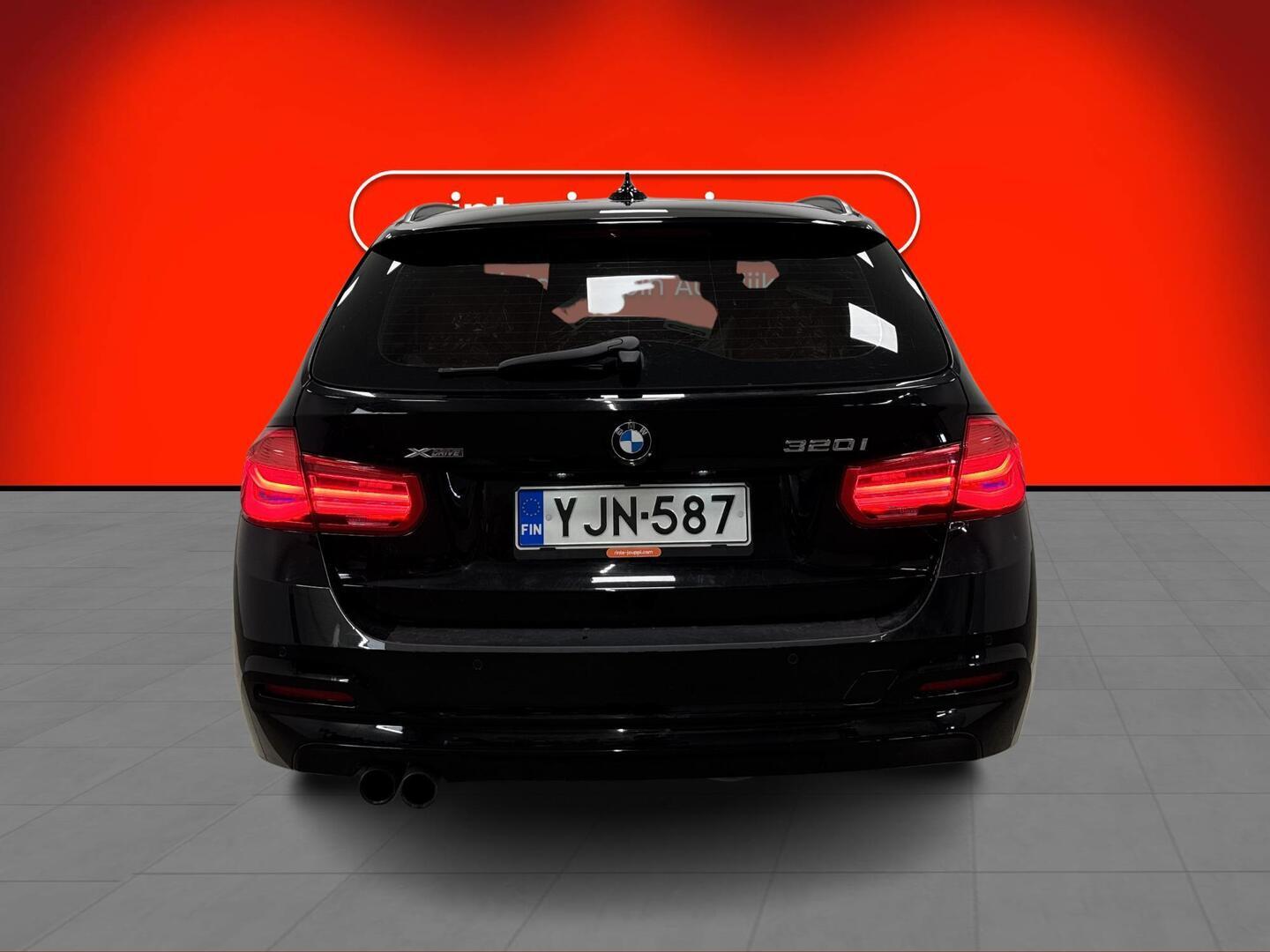 BMW 320 2017