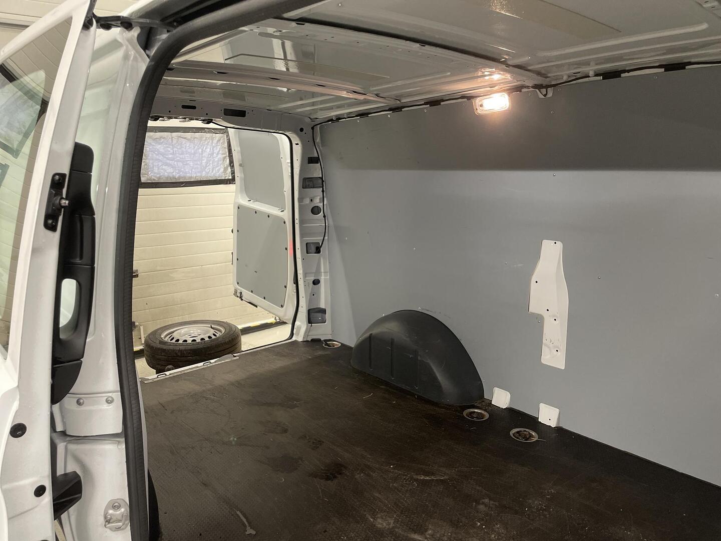 MERCEDES-BENZ Vito 2022