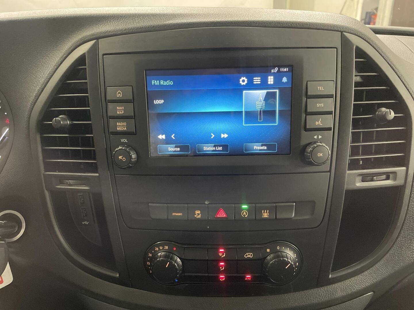 MERCEDES-BENZ Vito 2022