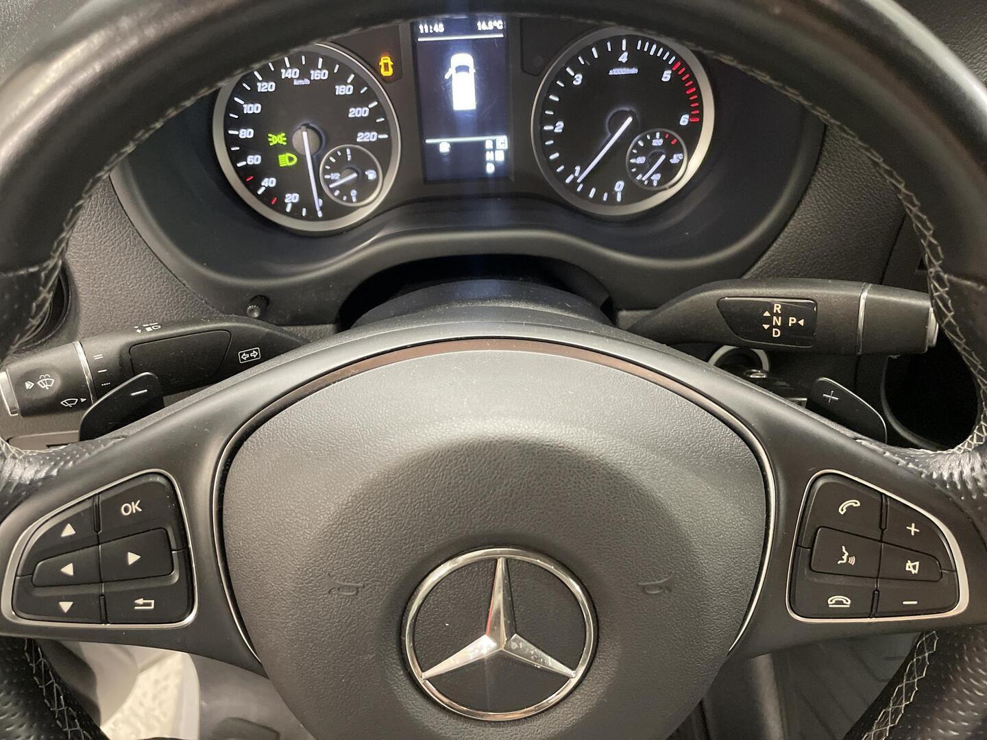 MERCEDES-BENZ Vito 2022