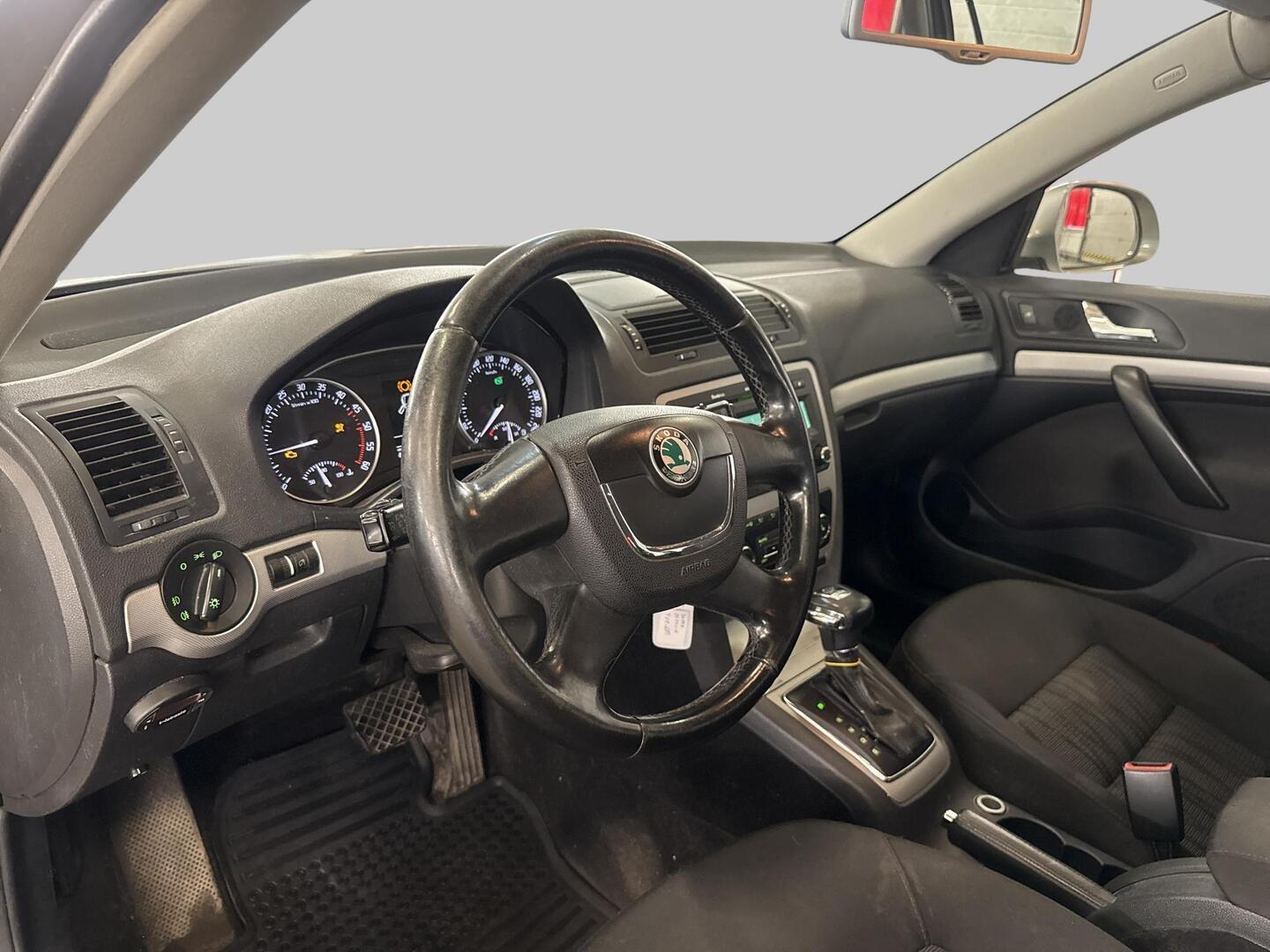 SKODA Octavia 2009