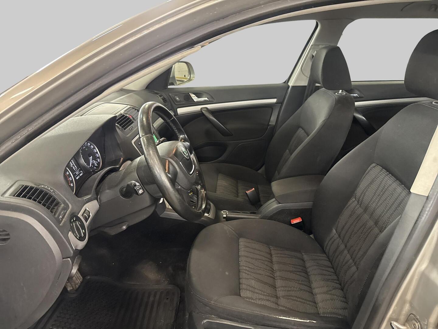 SKODA Octavia 2009