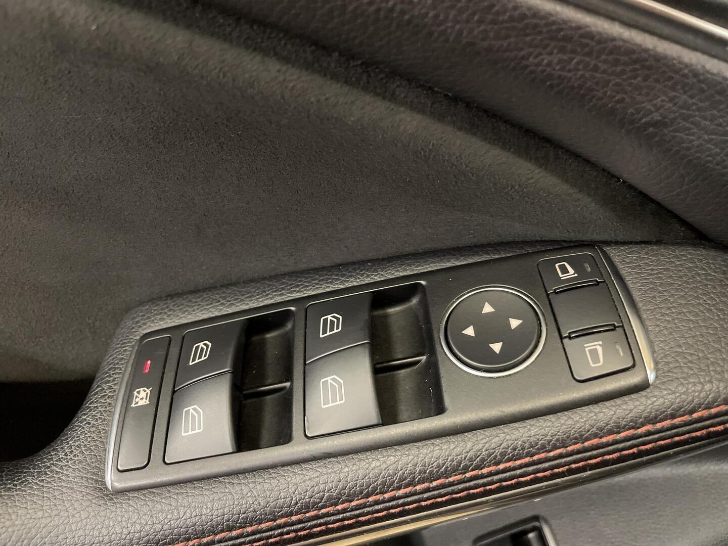 MERCEDES-BENZ CLA 2013