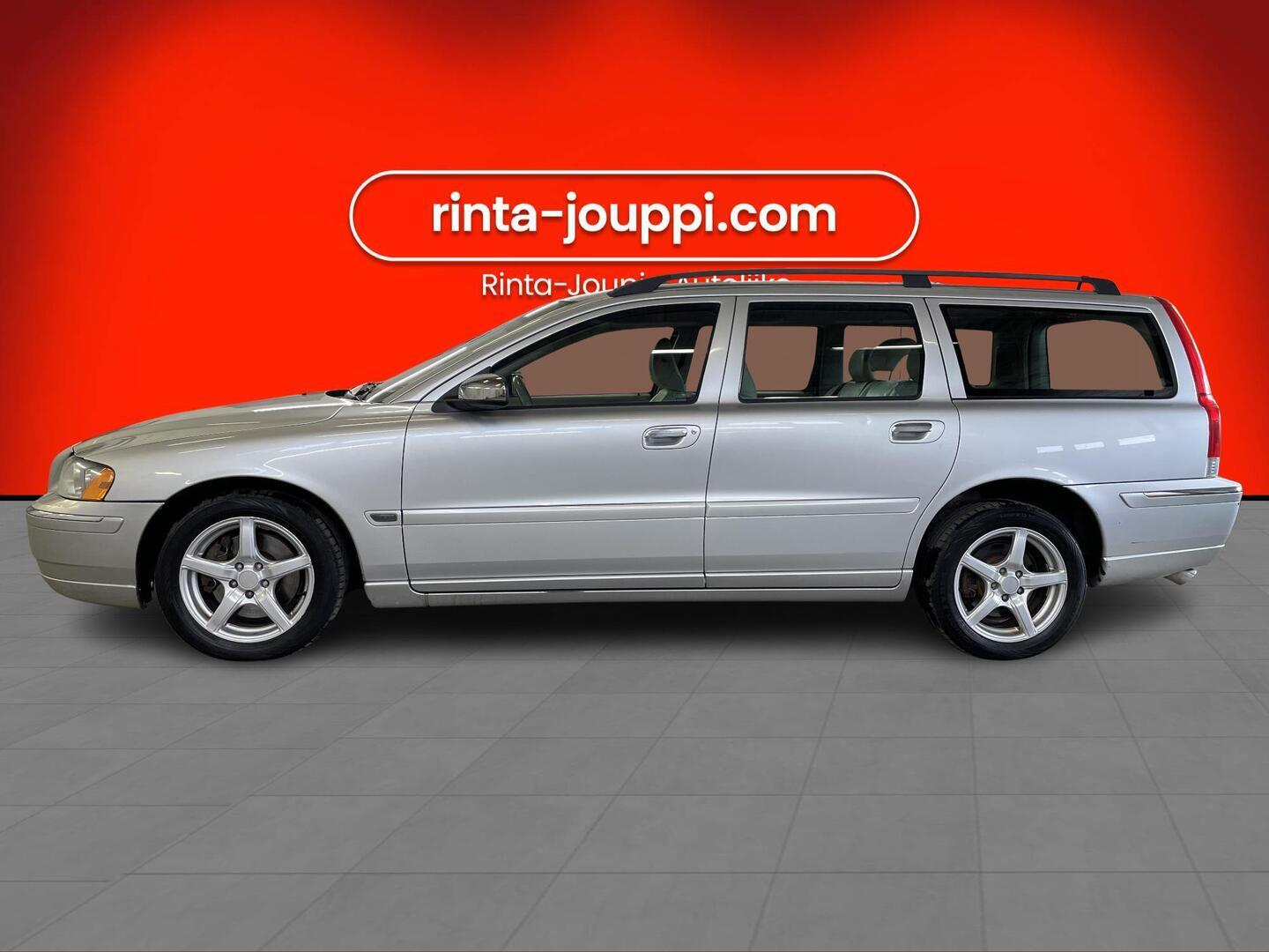 VOLVO V70 2005