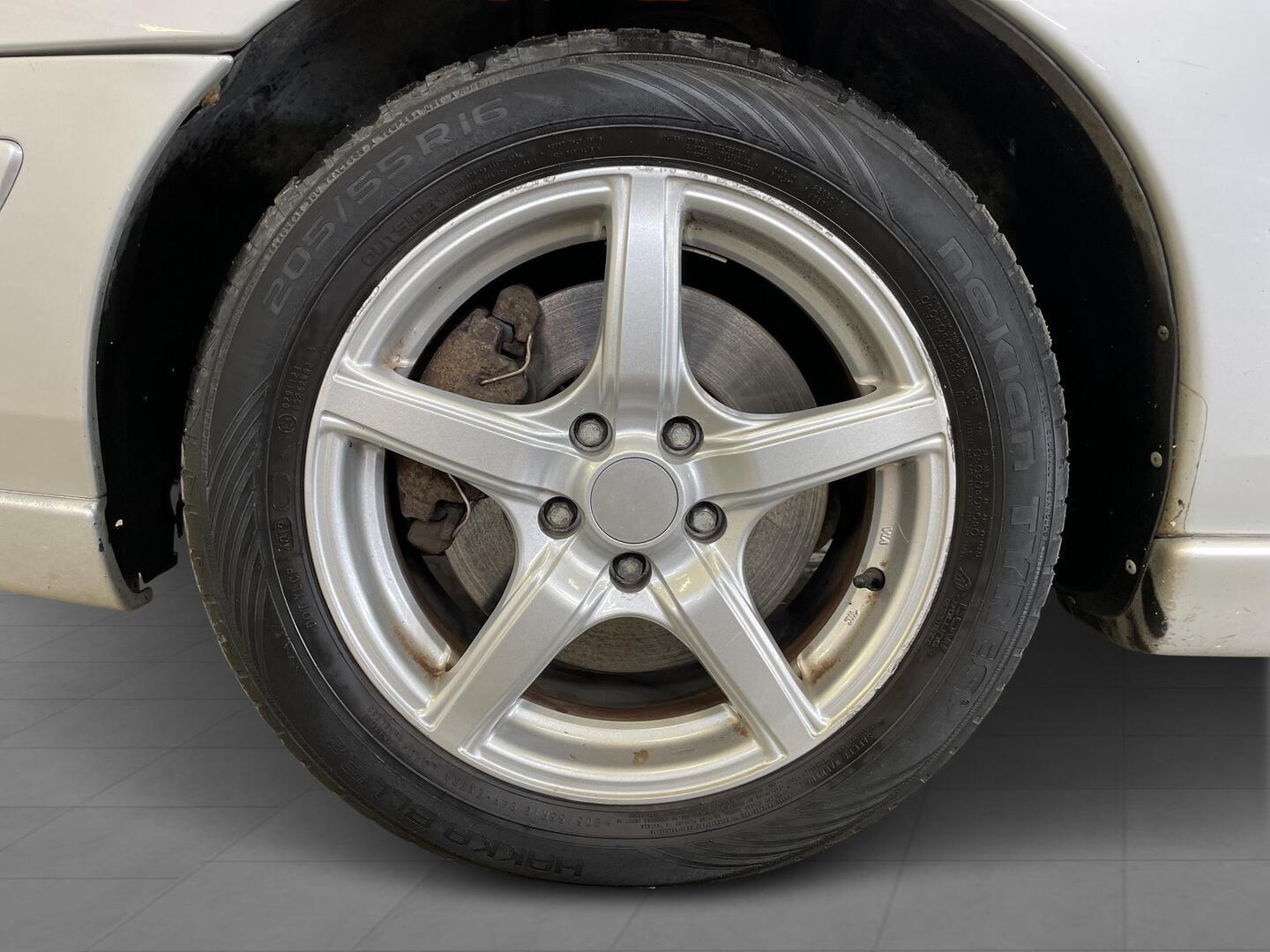 VOLVO V70 2005
